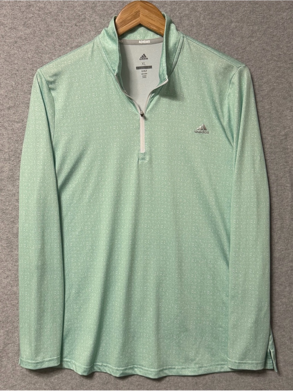 Adidas Women’s XL ULT Golf 1/4 Zip Pullover Hazy Sky Silver Logo ADVW0034